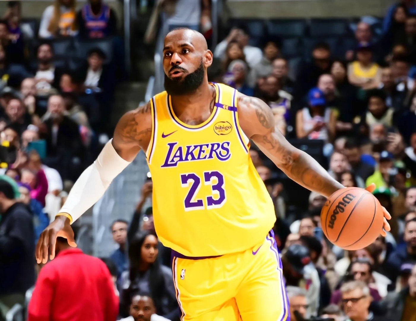 问鼎-犹他爵士迎欧篮联关键赛，冲刺阶段单刀错失，更衣室稳定，身体对抗强度拉满的简单介绍