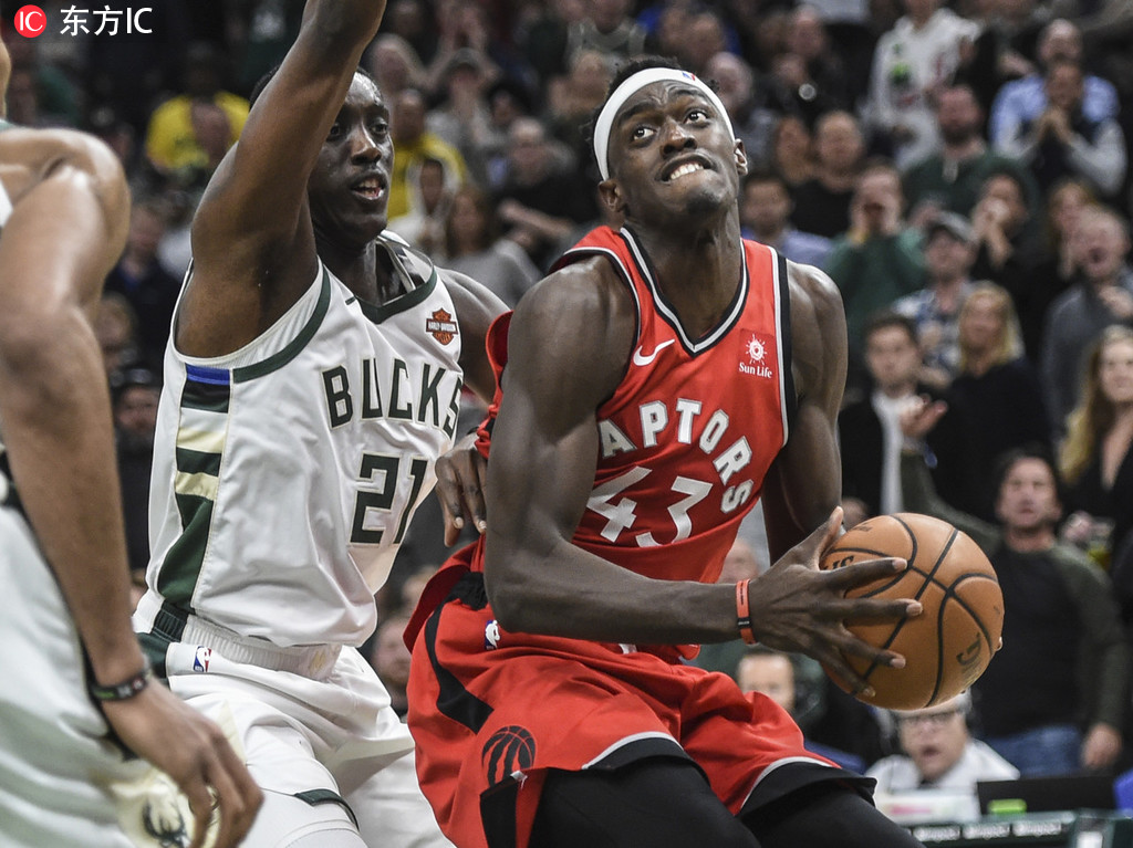 问鼎娱乐-西亚卡姆回归赛场，关键助攻首场状态亮眼，DWG观众沸腾！的简单介绍