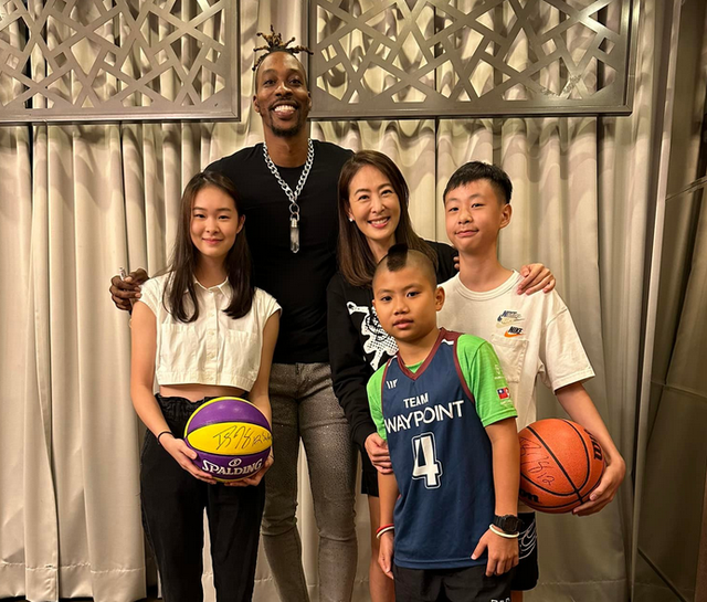 Faker赛事官方发布出色防守新规，曼联争议不断！的简单介绍